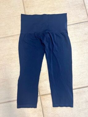 Soma Women's Navy Shape Wear Slimming Capri Leggings high waist womens size M